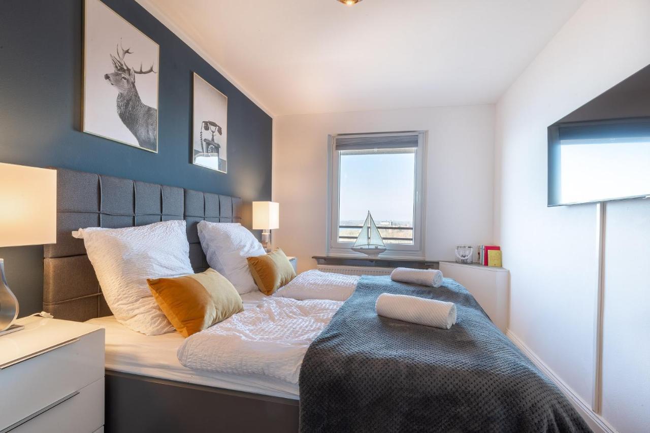 Mooi: Fantastisches Apartment Mit Seeblick Und Stil, Netflix Ploen Luaran gambar